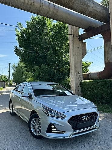 Продажа авто: Hyundai Sonata: 2021 г., Автомат, Газ, Седан — 3