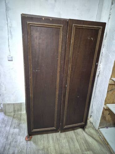 шифанер шкаф бу: Шкафы деревянные. Цены от 700 сом и выше. Пишите номер фото назову — 17