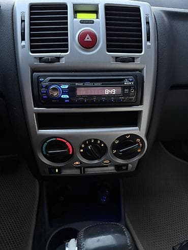 Транспорт: Hyundai Getz: 2008 г., 1.6 л, Автомат, Бензин, Хэтчбэк — 9
