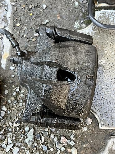 full construction: Передняя тормозная система от Lexus IS250 gse20-25 (двигатель 4GR‑FSE) — 3