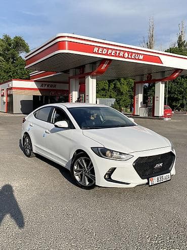 Hyundai Avante: 2018 г., 1.6 л, Автомат, Бензин, Седан