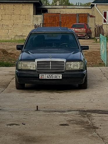 авто подборщик: Mercedes-Benz W124: 1992 г., 2.2 л, Механика, Бензин, Седан — 4