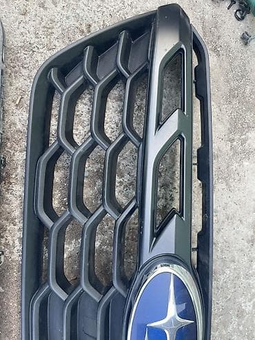 решетка радиатора субару: Решетка радиатора Subaru Оригинал — 9