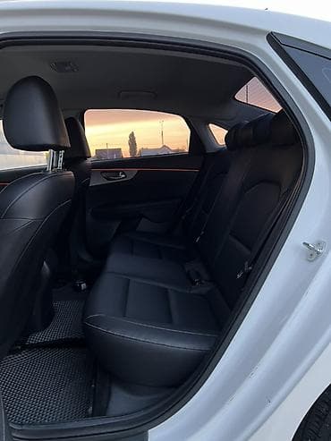 byd plus: Kia K3: 2020 г., 1.6 л, Робот, Бензин, Седан — 10