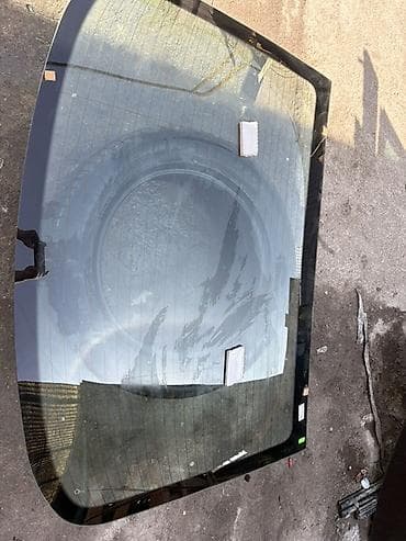 sedan: Стекло Заднее Mercedes-Benz — 2