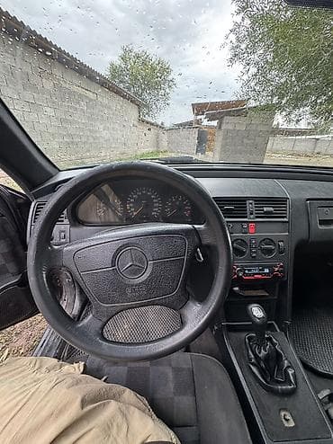 Mercedes-Benz C-Class: 1994 г., 2.8 л, Механика, Бензин, Седан — 5