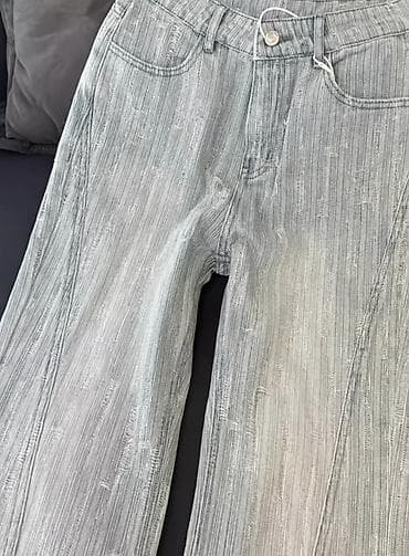 серые джинсы: Джинсы, Клеш, Средняя талия, Вареные, S — 3