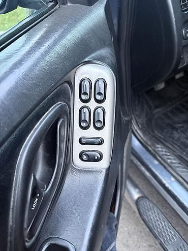 mazda 3: Ford Maverick: 2005 г., 2.3 л, Механика, Бензин, Внедорожник — 8