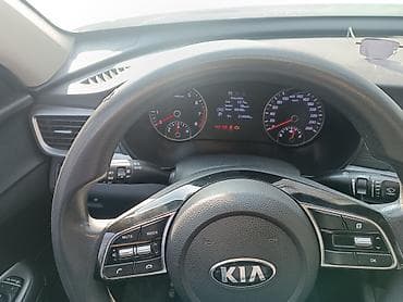 Kia K5: 2018 г., Газ, Седан