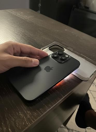 IPhone 16 Pro, Новый, 128 ГБ, Черный, Чехол, 94 %