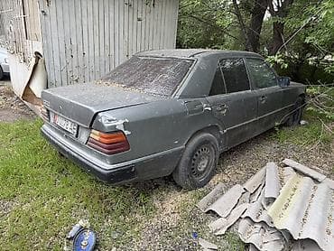 полик на мерседес 124: Mercedes-Benz W124: 1989 г., 2 л, Ручные, Бензин, Седан — 3