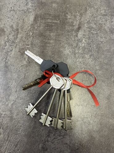 продаю полдома западный автовокзал: 1 комната, 22 м², 106 серия улучшенная, 3 этаж, ПСО (под самоотделку) — 2