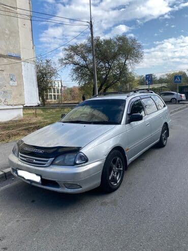 Toyota Caldina: 2000 г., 1.8 л, Автомат, Газ, Универсал