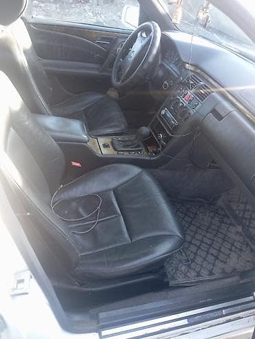 резиновые прокладки: Mercedes-Benz E-Class: 1996 г., 2.3 л, Ручные, Бензин, Седан — 3