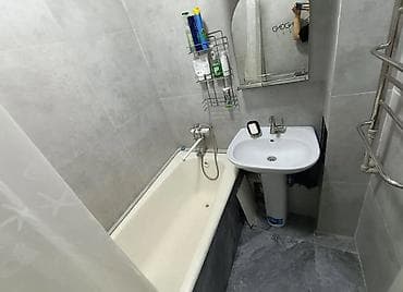 Квартиры: 3 комнаты, 70 м², 105 серия, 1 этаж, Евроремонт — 2