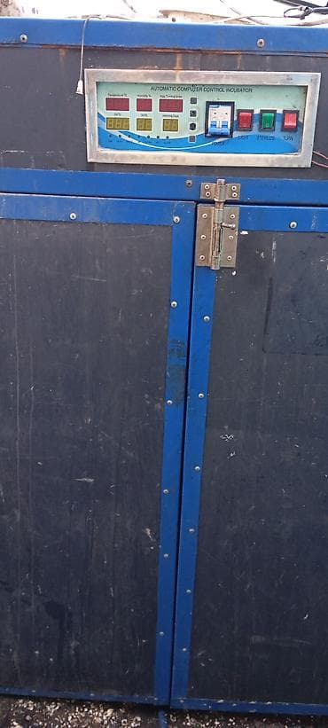 полер: Инкубатор с автоматическим компьютерным управлением Описание: - — 2