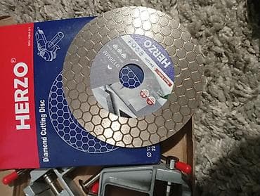 Буюртмага эшиктер: Дубалдарды коюу үчүн даярдоо, Дубалдарды грунттоо үчүн даярдоо, Плиткаларды кесүү | Карапа плиткасы, Керамогранит плиткасы, Мозаика плиткасы | Тикелей төшөө, Диагоналдуу төшөө, Горизонталдуу төшөө 6 жылдан ашык тажрыйба — 9