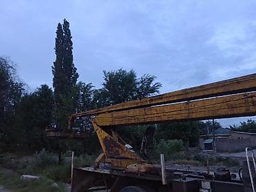 срочно продаю ауди 100: Автовышка — 1