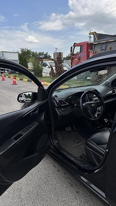 mir muz: Chevrolet Spark: 2019 г., 1 л, Автомат, Бензин, Хэтчбэк — 5