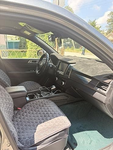 deepal so7: Ssangyong Rexton: 2018 г., 2.2 л, Автомат, Дизель, Внедорожник — 6