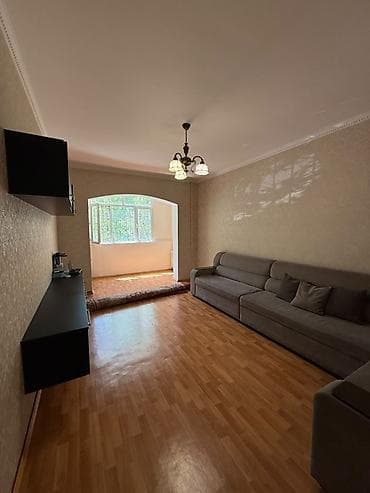 Продажа квартир: 3 комнаты, 81 м², ул. Московская / Ибраимова 106 серия, 2 этаж — 3