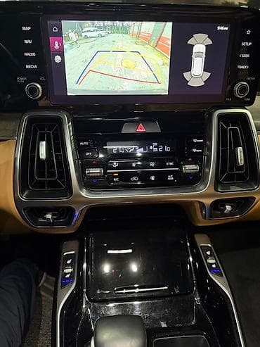range rove: Kia Sorento: 2021 г. — 5