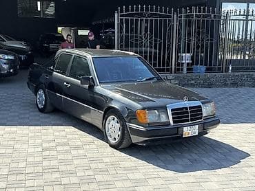 Mercedes-Benz E-Class: 1993 г., 2.2 л, Механика, Бензин, Седан