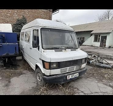 юс: Жеңил жүк ташуучу унаа, Mercedes-Benz — 4