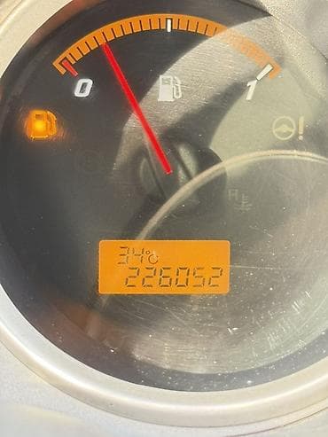 Продажа авто: Honda Jazz: 2008 г., 1.4 л, Автомат, Бензин, Хэтчбэк — 6