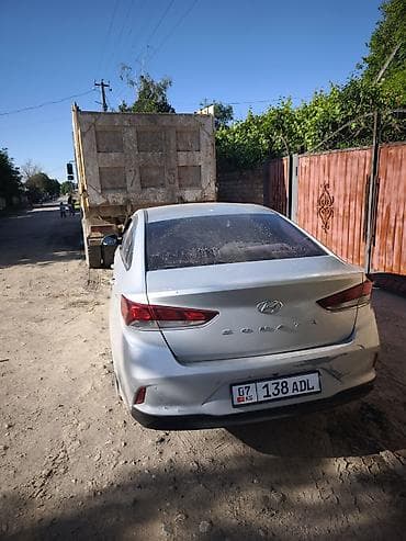 nissan altima 2017: Hyundai Sonata: 2018 г., Автомат, Бензин, Седан — 2