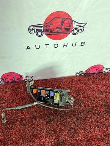 Блок реле TOYOTA AVENSIS SCT 2.0 БЕНЗИН 2002 (б/у) ЭЛЕКТРОНИКА - #блок