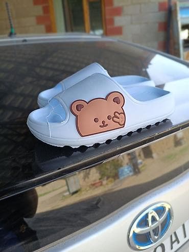 обувь для школы: Босоножки, 36, Crocs, Новый, цвет - Белый, Платная доставка — 3