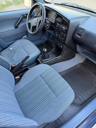 variant: Volkswagen Passat Variant: 1991 г., Универсал — 9