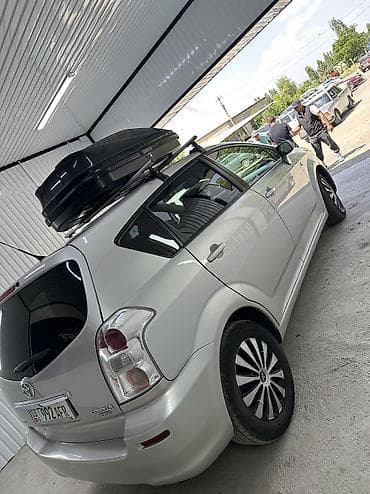 audi rs3: Toyota Corolla Verso: 2009 г., 1.8 л, Механика, Бензин, Минивэн — 4