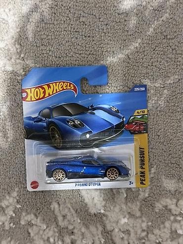 коллекционные машины: Набор коллекционных машинок Hot Wheels (масштаб 1:64) в блистерах. В — 4