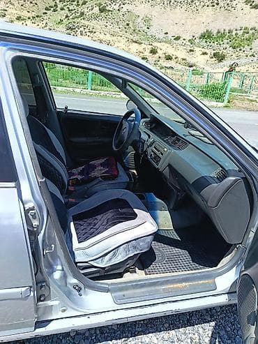 Транспорт: Honda Civic: 1992 г., 1.6 л, Механика, Бензин, Седан — 4