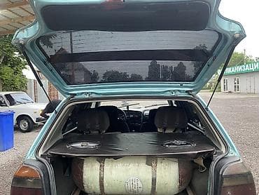 merc 211: Volkswagen Golf: 1992 г., 1.8 л, Механика, Газ, Хэтчбэк — 2