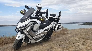 mazda 626 2002: Новый. Макси-скутер туристического класса, стиль BMW, белый цвет с — 10