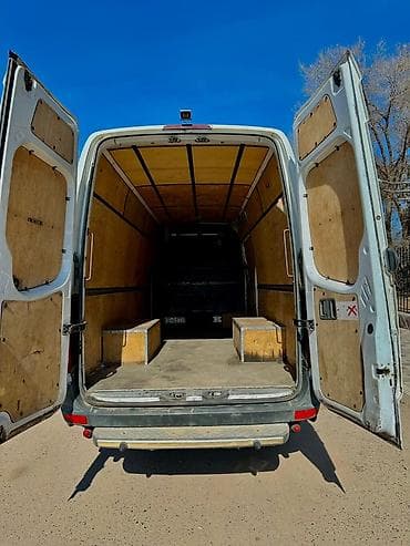 Коммерческий транспорт: Легкий грузовик, Mercedes-Benz, Б/у — 9