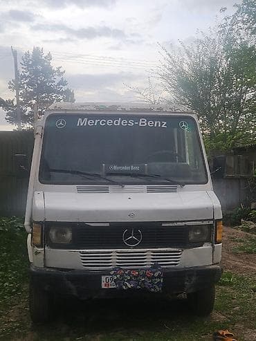 Продажа авто: Мерс т1 дубл кабина грузопассажир2.9 муссо башка басылган,коробка — 2