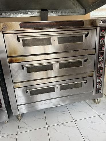 Промышленная электропечь для выпечки, трехъярусная - Материал at lalafo.kg Промышленная электропечь для выпечки, трехъярусная - Материал