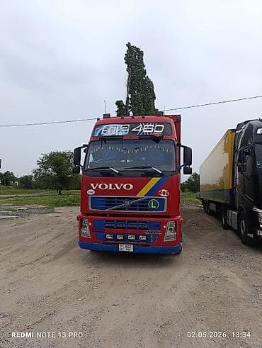 892 трактор: Сүйрөгүч, Volvo, 2004 г., Тенттелген — 2