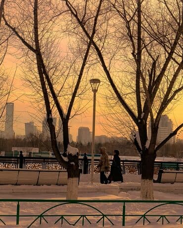 старые фотоаппарат: Canon EOS M + доп. объектив и доп. батарея. Легeндapный фотoaппaрат — 9