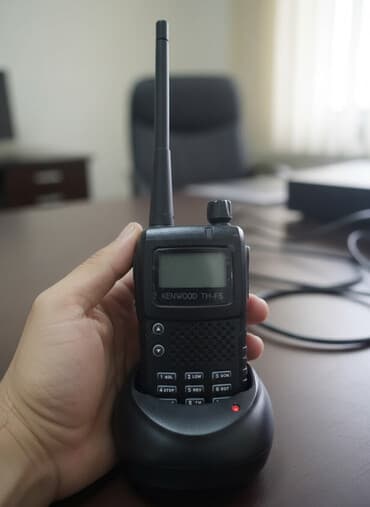 ремонт рации: Рация Kenwood TH-F5 с базовой зарядной станцией. Характеристики и — 1