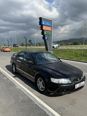 хонда истеп 1: Honda Accord: 2000 г., 2 л, Автомат, Бензин — 2