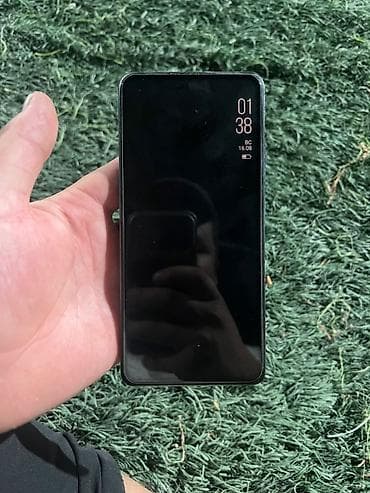 Смартфон Redmi (серия Note) в градиентном медном цвете. Основные — 1