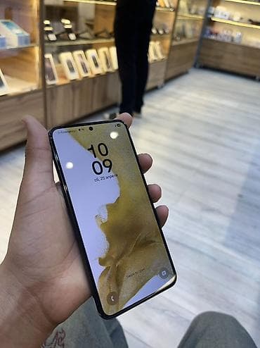 cd card: Samsung Galaxy S22, цвет - Черный, eSIM — 1