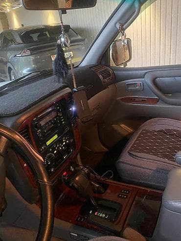 j 05: Toyota Land Cruiser: 2000 г., 4.7 л, Автомат, Бензин, Внедорожник — 2