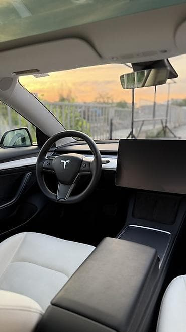 тесла модел с: Tesla Model 3: 2022 г., Автомат, Электромобиль, Фастбек — 5