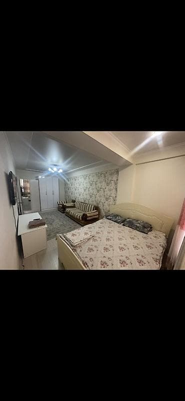 квартира каприз: Сдаётся уютная студия с отдельной кухней. Планировка и мебель: - — 1